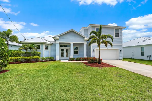 228 SW Indian Groves Drive, Stuart, FL 34994