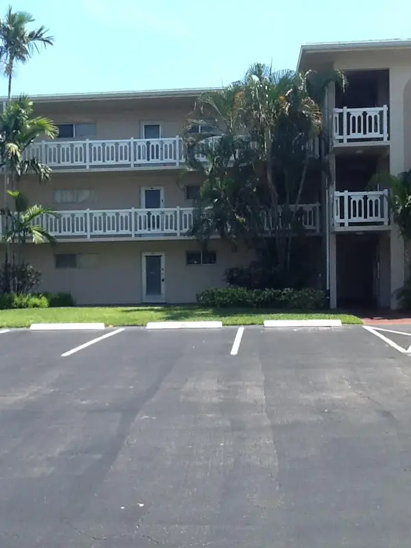 2724 S Garden Dr #306, Lake Worth, FL 33461