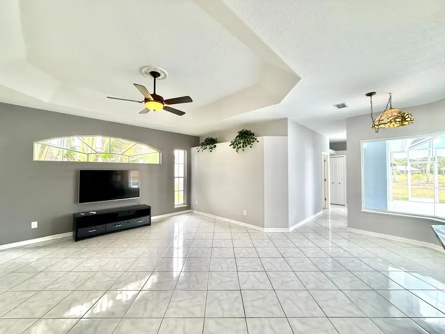 165 SE Osprey Rdg, Port Saint Lucie, FL 34984 - #2