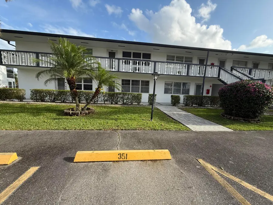 343 Chatham Q, West Palm Beach, FL 33417 - #2