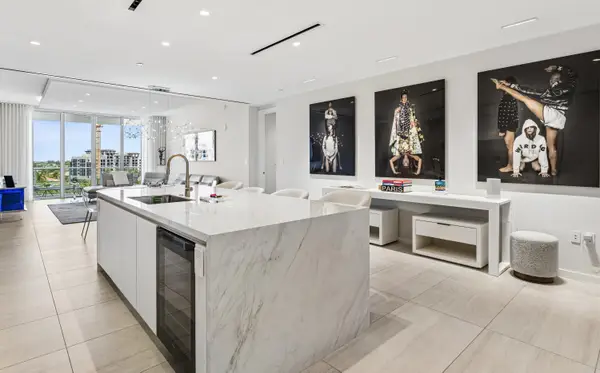 200 SE Mizner Boulevard #715, Boca Raton, FL 33432