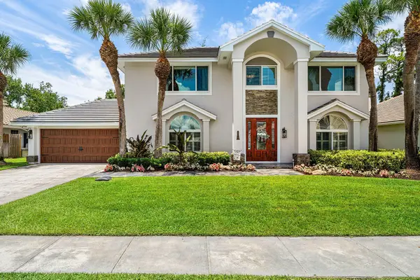 208 Longshore Drive, Jupiter, FL 33458