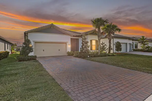 786 SE Courances Drive, Port St Lucie, FL 34984