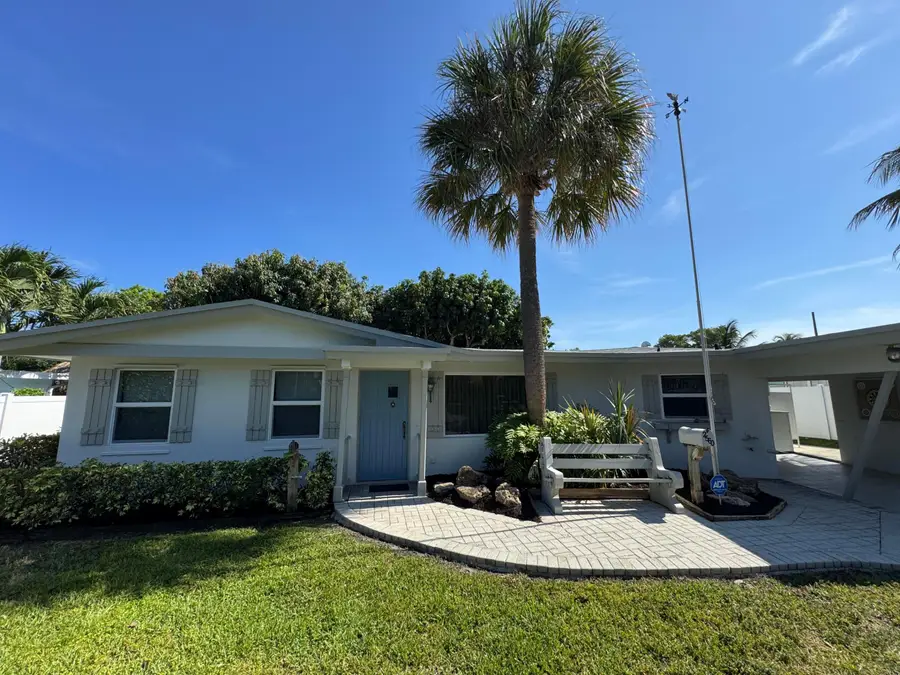 2560 NE 20th Street, Pompano Beach, FL 33062 - #3