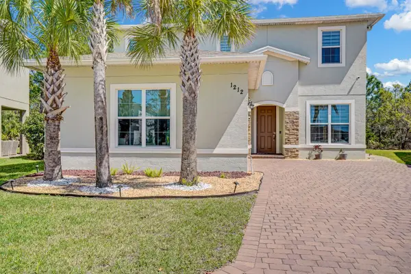 1212 NW Leonardo Circle, Port St Lucie, FL 34986