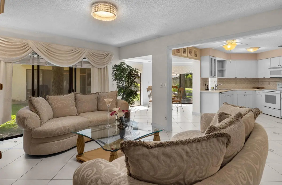 3404 Emerald Oaks Drive #803, Hollywood, FL 33021 - #1