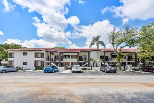 3100 NW 46th Street #102, Oakland Park, FL 33309