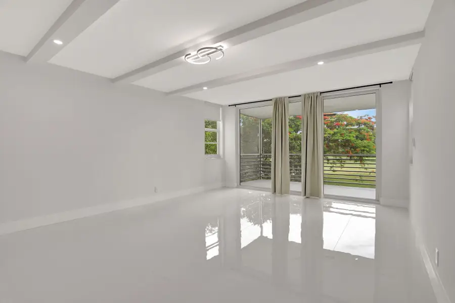 3505 Oaks Way #204, Pompano Beach, FL 33069 - #2