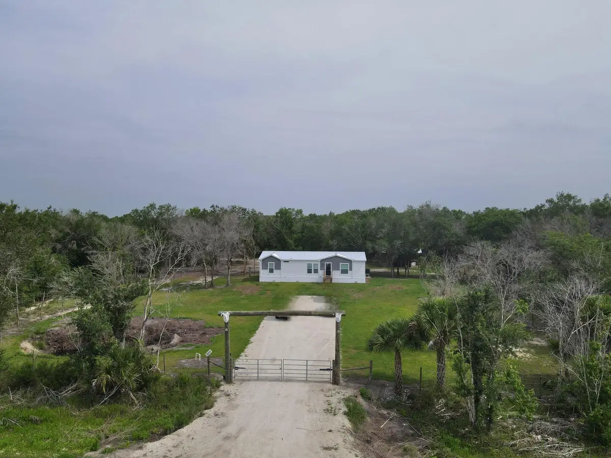 19411 NW 258th Street, Okeechobee, FL 34972 - #1