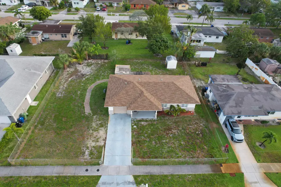 2881 NW 24th Court, Fort Lauderdale, FL 33311 - #2