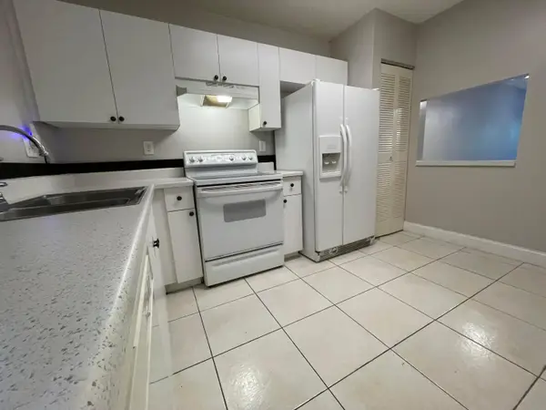 2967 Riverside Drive #109, Coral Springs, FL 33065