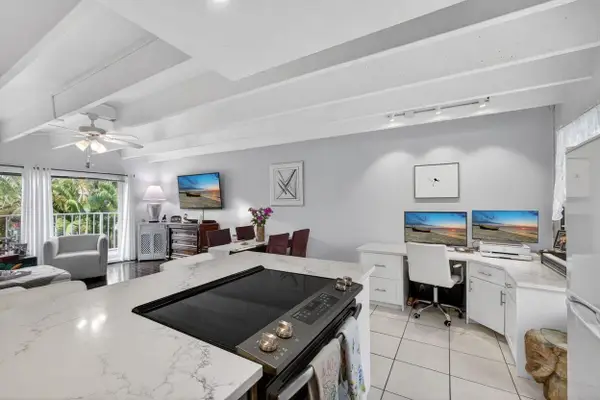 4001 S Ocean Boulevard #218, South Palm Beach, FL 33480