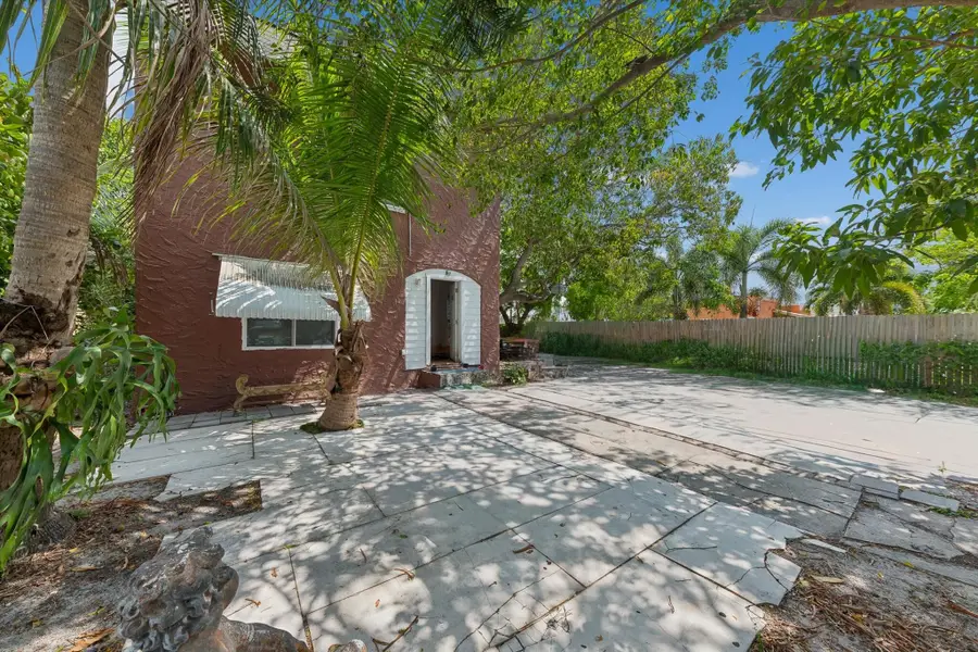 427 El Prado, West Palm Beach, FL 33405 - #2