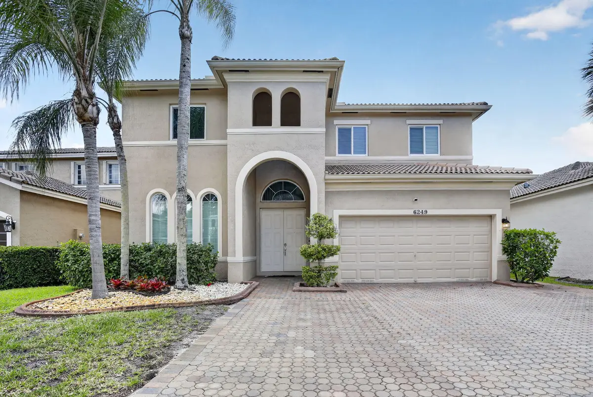 6249 SW 194th Avenue, Pembroke Pines, FL 33332 - #1