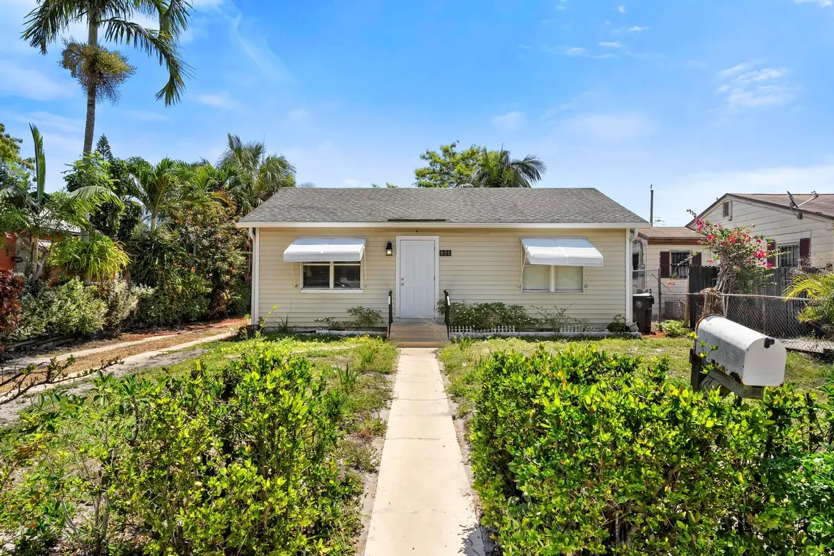 926 S L Street, Lake Worth Beach, FL 33460 - #1