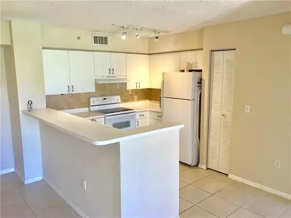 7864 Sonoma Springs Circle #104, Lake Worth, FL 33463