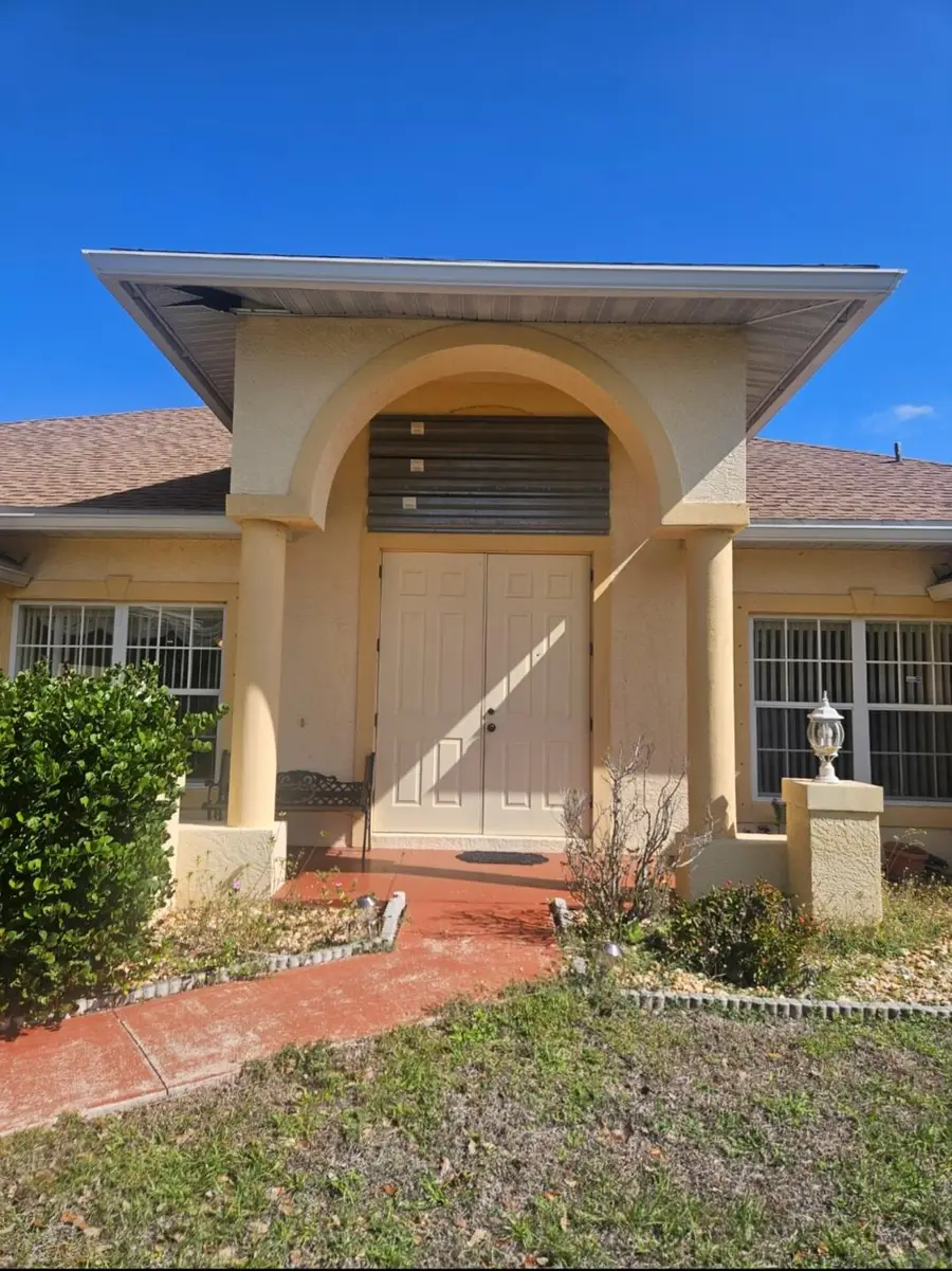 41 Pelton Circle, Port Charlotte, FL 33954 - #3
