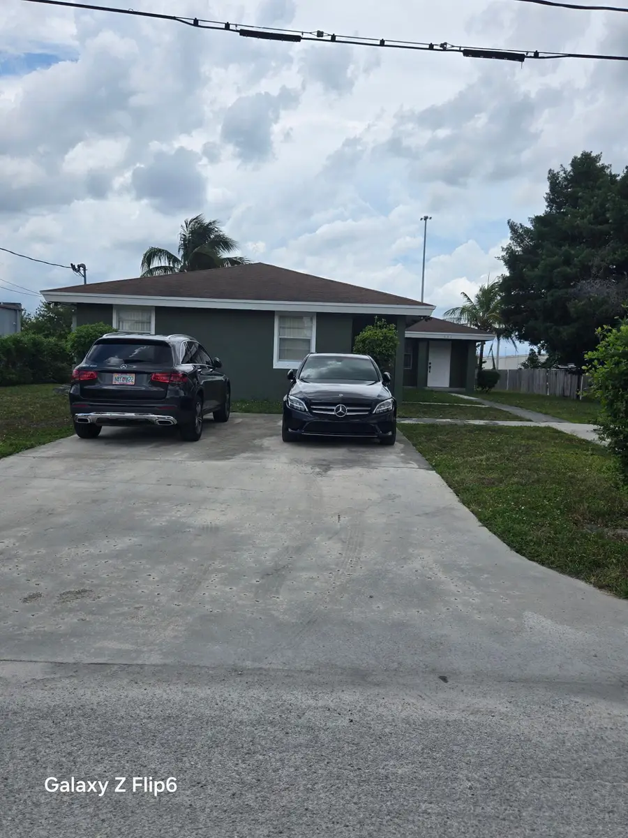 661 S Biscayne River Drive, Miami, FL 33169 - #2
