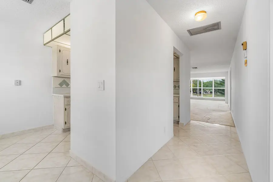 2835 SW 13th Street #202, Delray Beach, FL 33445 - #3