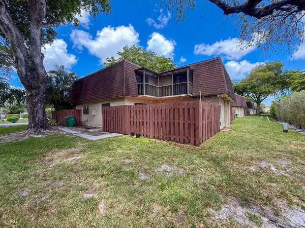 5818 Swordfish Court #B, Tamarac, FL 33319