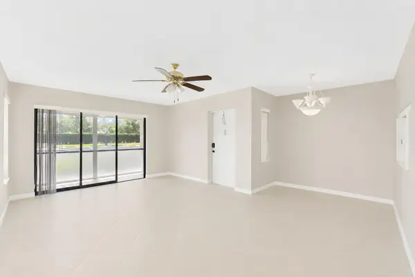 821 Sky Pine Way #D1, ,, FL 33415