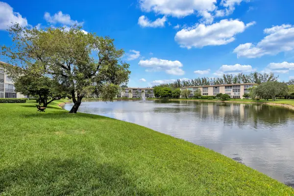 1902 Bermuda Circle #L2, Coconut Creek, FL 33066