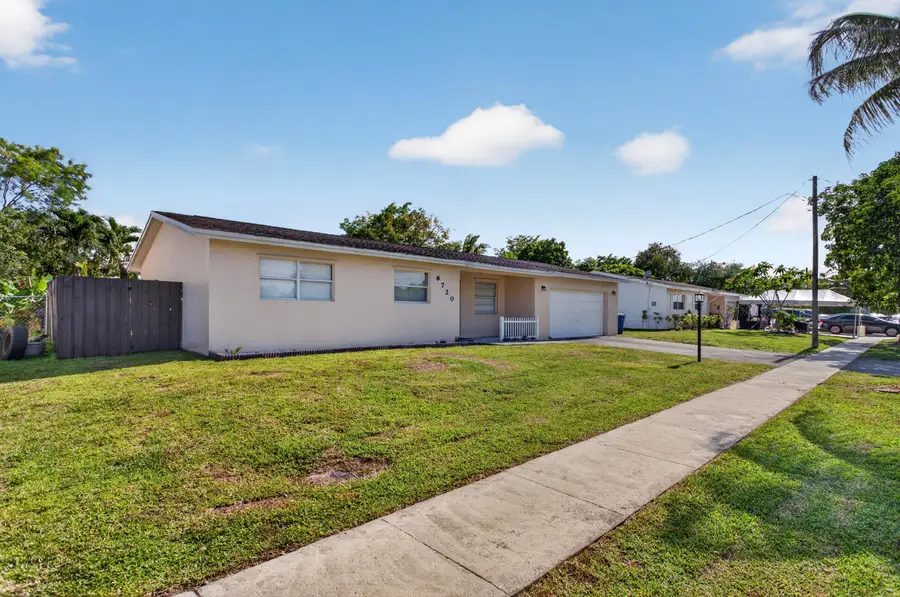 6720 NW 26th Street, Margate, FL 33063 - #2