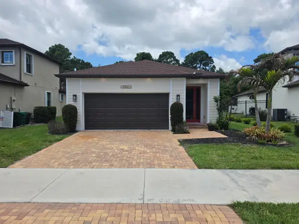 161 SE Via Visconti, Port St Lucie, FL 34952
