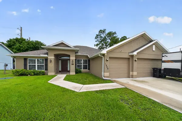1858 SW Mackenzie Street, Port St Lucie, FL 34953