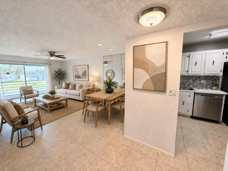 120 Lake Evelyn Drive, West Palm Beach, FL 33411 - #2