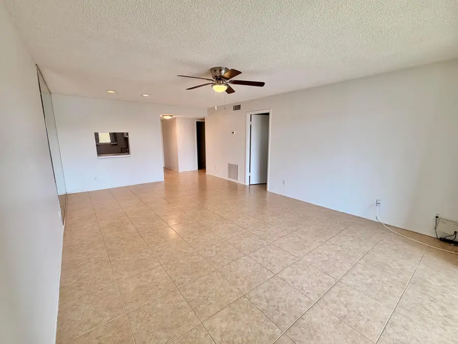 120 Lake Evelyn Drive, West Palm Beach, FL 33411 - #3