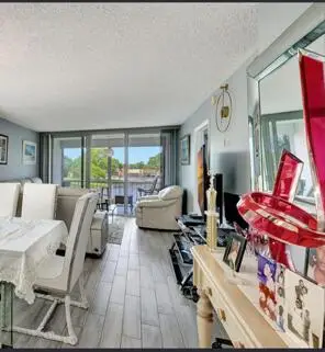 5860 NW 64th Avenue #201, Tamarac, FL 33319
