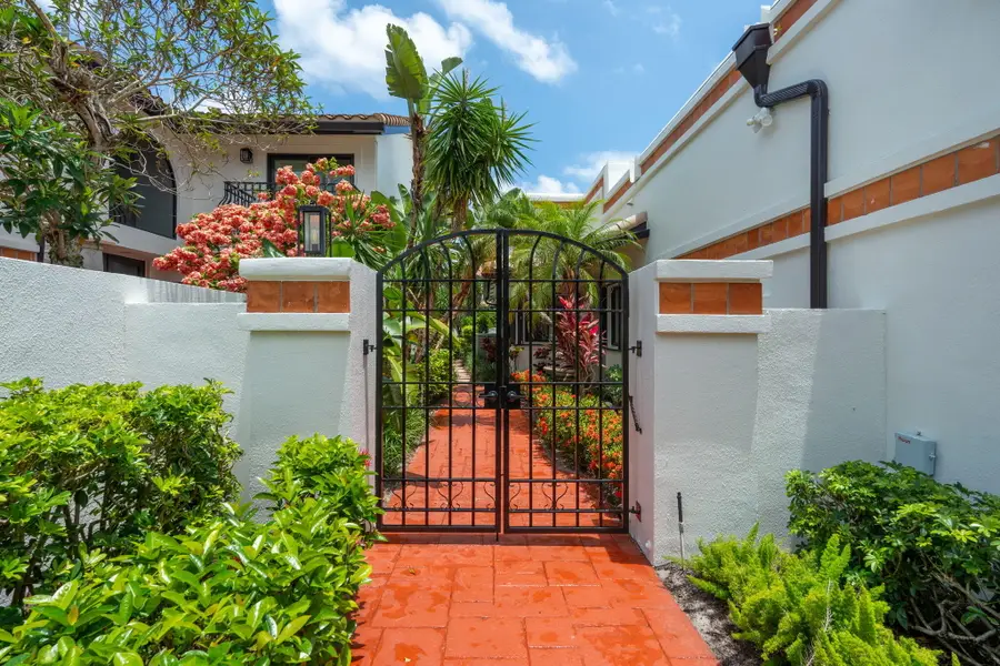 6517 Via Rosa, Boca Raton, FL 33433 - #3
