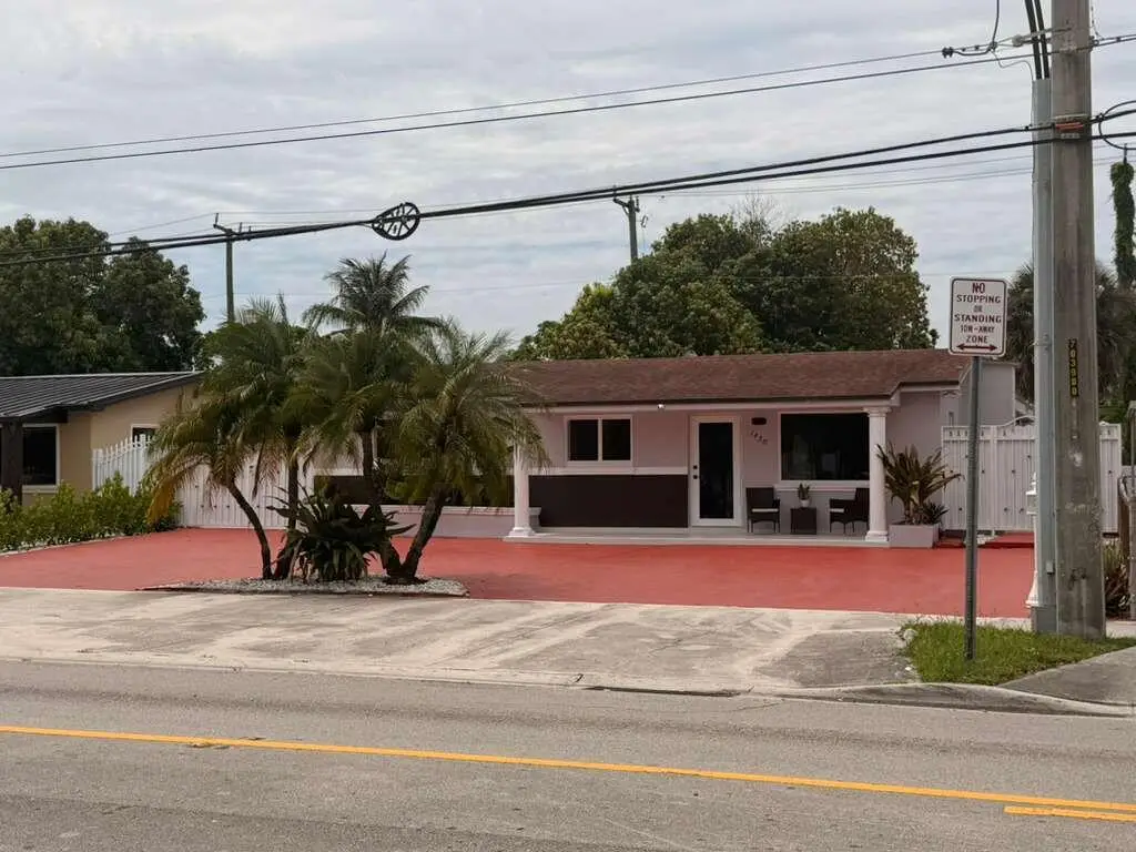 1450 W 37th Street, Hialeah, FL 33012 - #1