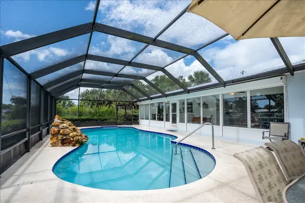 2066 SE 5th Ct Court Se, Vero Beach, FL 32962