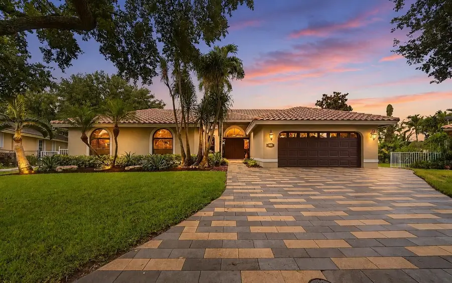 4704 NW 99th Lane, Coral Springs, FL 33076 - #2