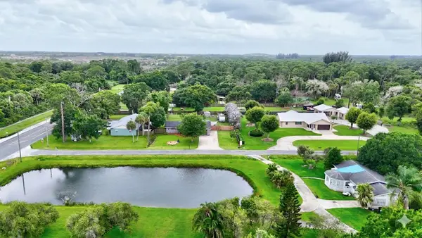 5773 Starcher Avenue, Fort Pierce, FL 34947
