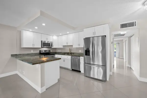 2503 Antigua Terrace #E1, Coconut Creek, FL 33066