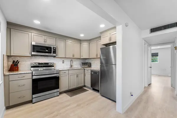 340 NW 19th Street #2020, Boca Raton, FL 33432