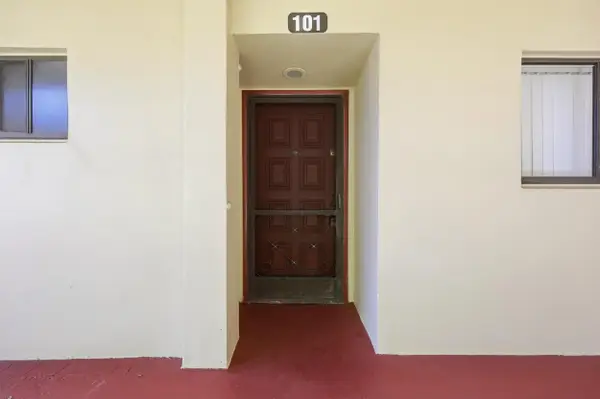 5160 Las Verdes Circle #Unit 101, Delray Beach, FL 33484