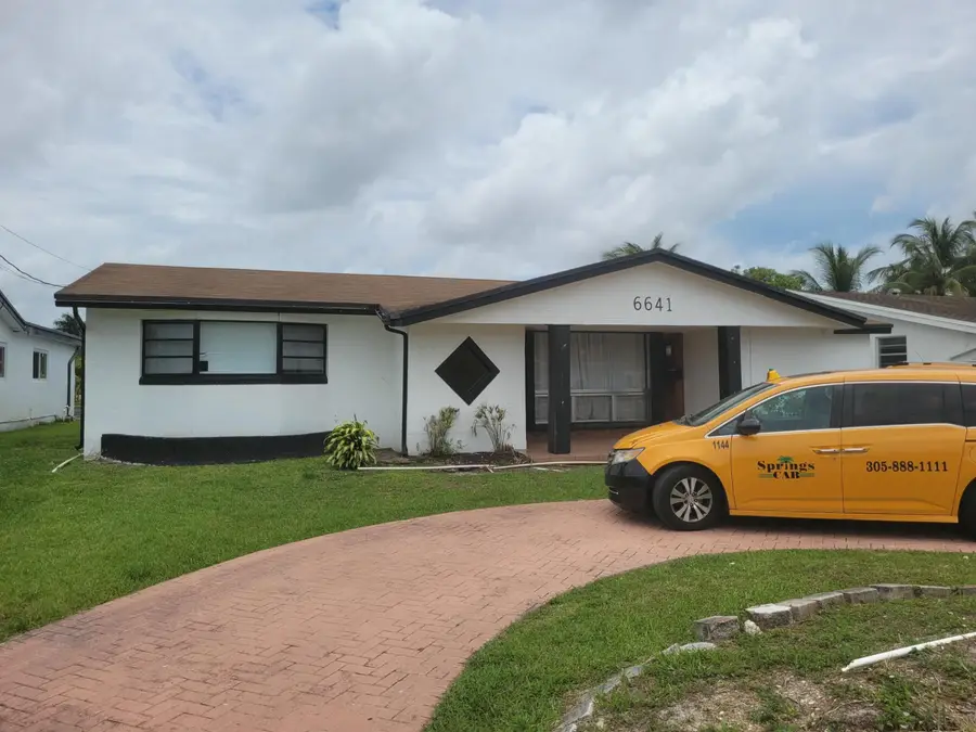 6641 Emerald Lake Drive, Miramar, FL 33023 - #2