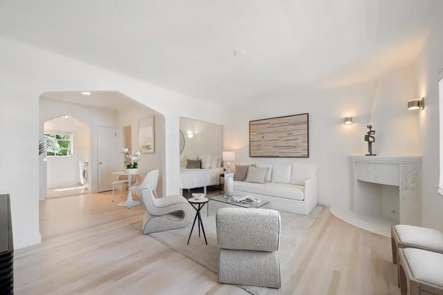 750 Espaola Way #8, Miami Beach, FL 33139 - #2