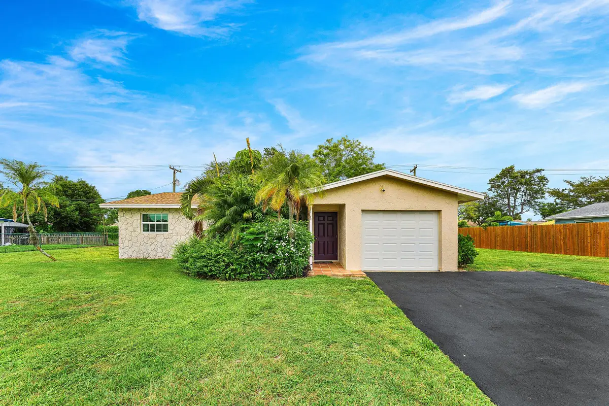 3150 Pinehurst Drive, Lake Worth, FL 33467 - #1