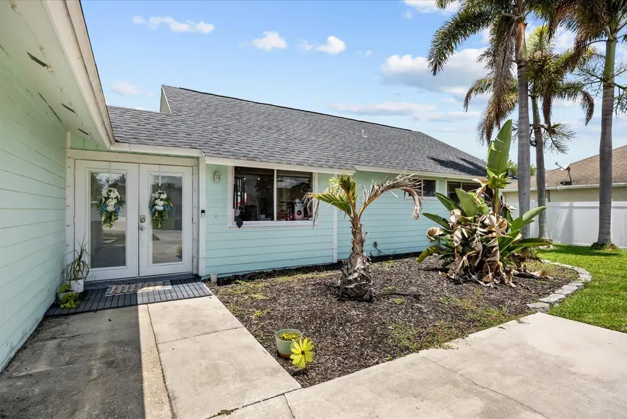 2426 SE Cooper Lane, Port Saint Lucie, FL 34984 - #3