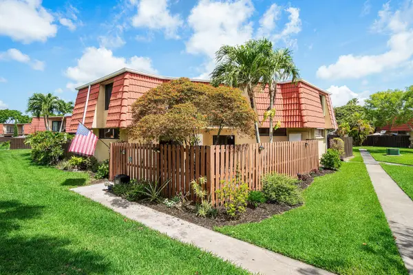 8122 Thames Boulevard #C, Boca Raton, FL 33433