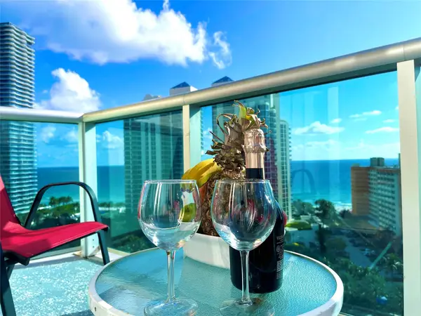 19370 Collins Avenue, Sunny Isles Beach, FL 33160