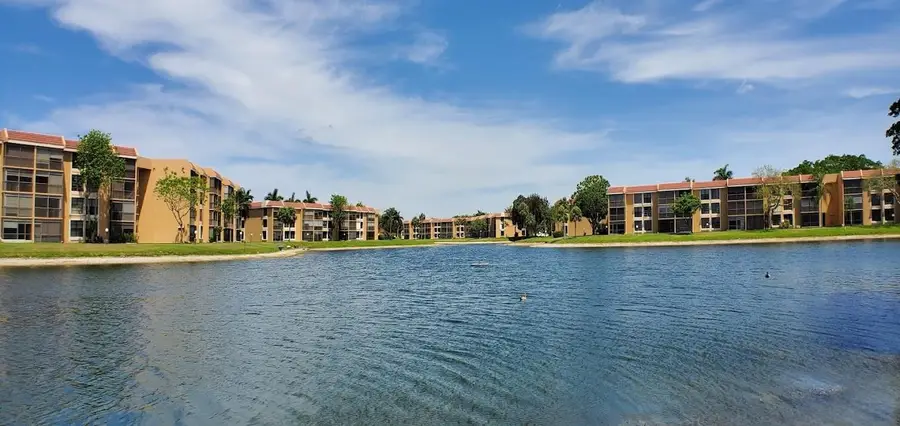5609 Coral Lake #109, Margate, FL 33063 - #2
