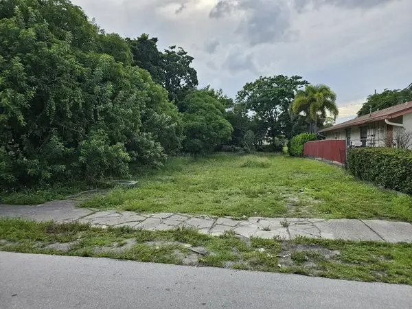 265 NW 1st Avenue, Deerfield Beach, FL 33441