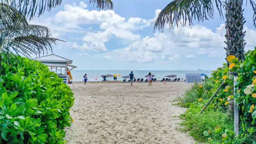 5225 Collins Avenue #1417, Miami Beach, FL 33140 - #2
