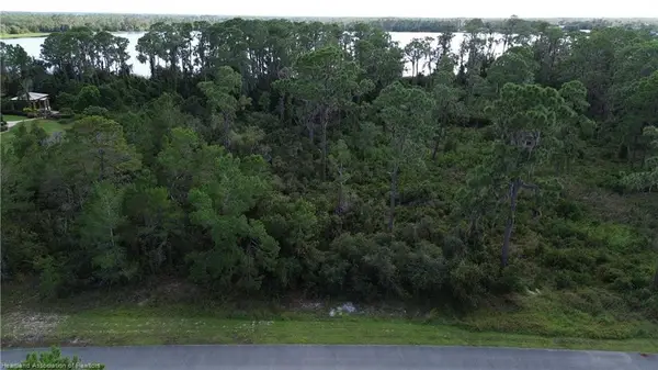 3029 Hawks Landing Circle, Sebring, FL 33875